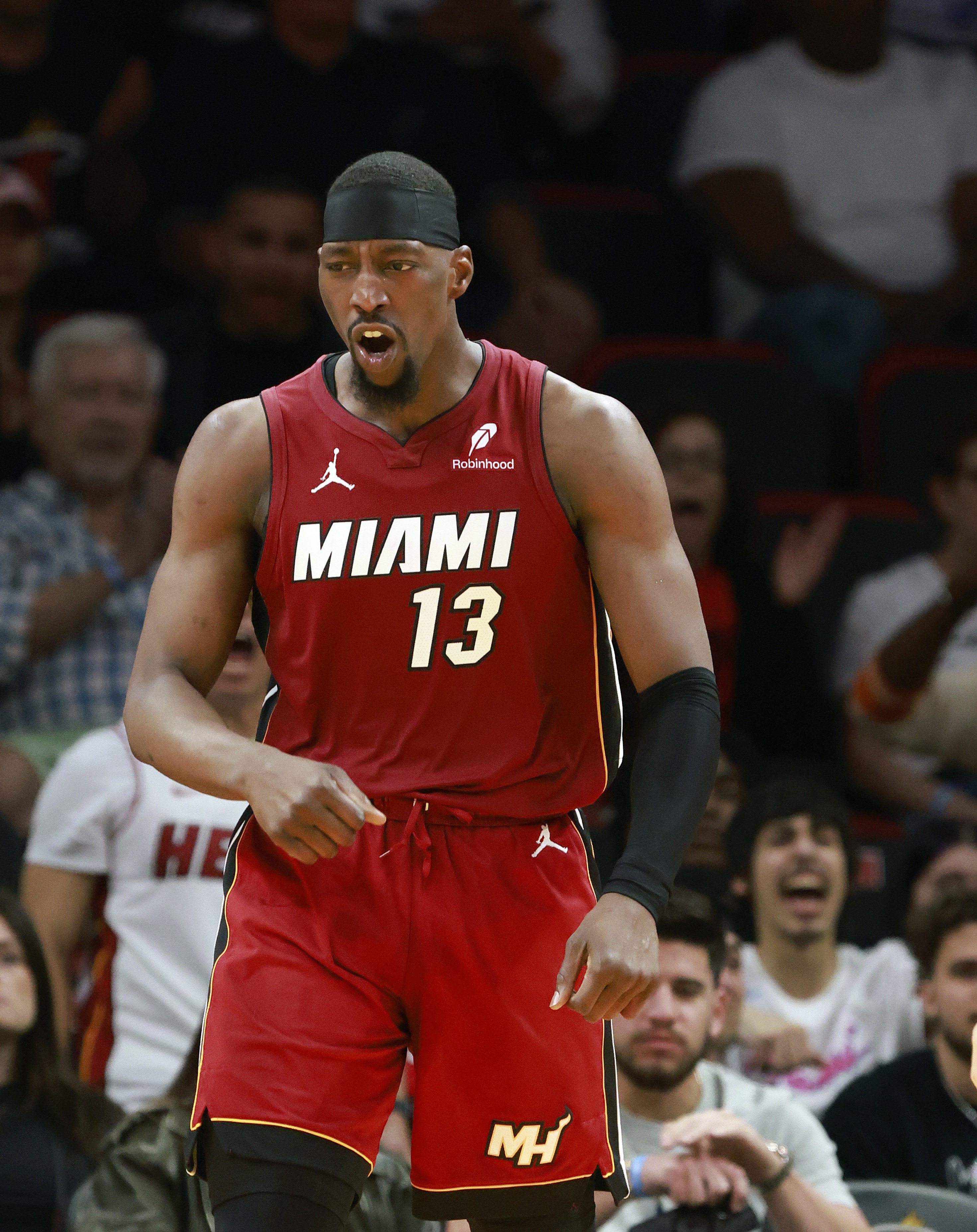 九游（中国）-麦坎茨：卢卡&amp;大帝&amp;米球70分都是堂堂正正拿的 科比也没故意要球